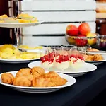 מלון Grand Royal