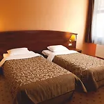 Grand Royal מלון