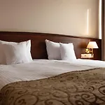 Grand Royal מלון