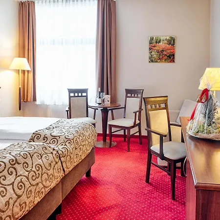 Grand Royal 4* פוזנן
