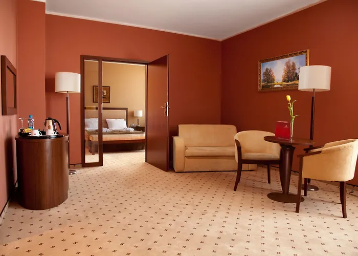 Grand Royal 4* Poznan