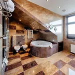 Grand Royal Ξενοδοχείο 4*