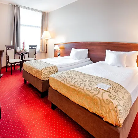 Grand Royal Hotel 4*