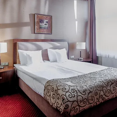 Grand Royal Hotel 4*
