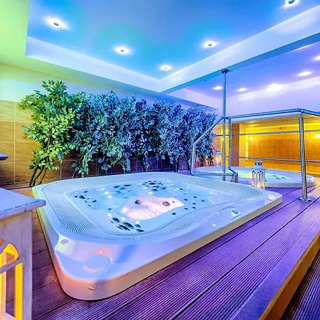Hotel Grand Royal 4*