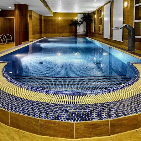 Hotel Grand Royal 4*