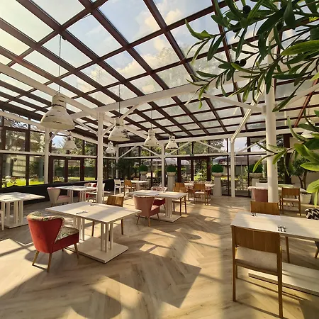 Hotel Grand Royal Poznaň